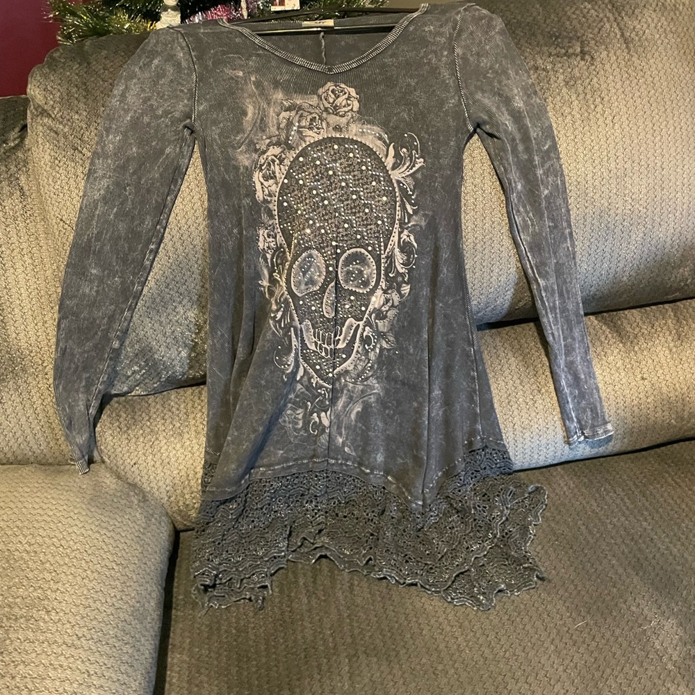 Vocal Charcoal Graphic Long Sleeve Tee